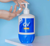 کرم مرطوب کننده کیو وی (QV) مدل کاسهای مناسب پوست خشک و حساس اصل