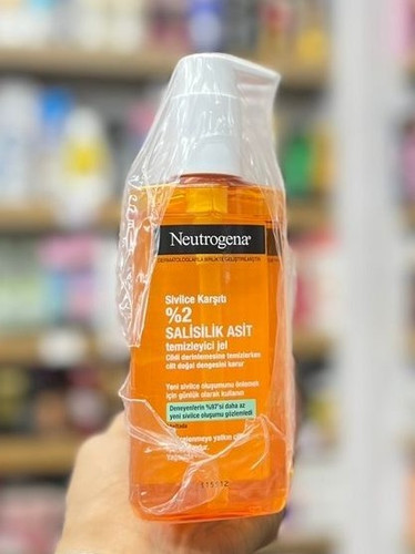 ژل شستشوی صورت نوتروژینا (Neutrogena) مدل Hydro Boost اصل