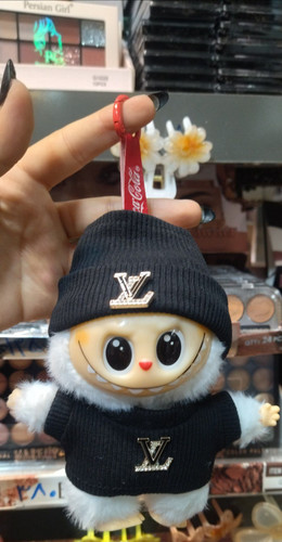 عروسک لبوبو